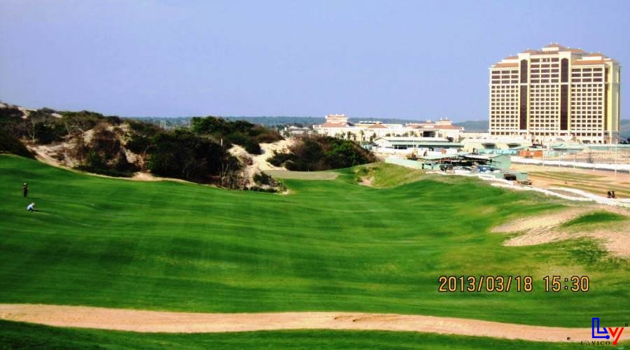 Sân gôn HỒ TRÀM